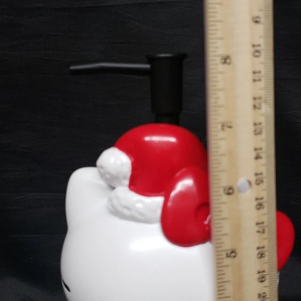 Hello Kitty NWOT Resin Lotion/Soap Pump Dispenser - Picture 2 of 7